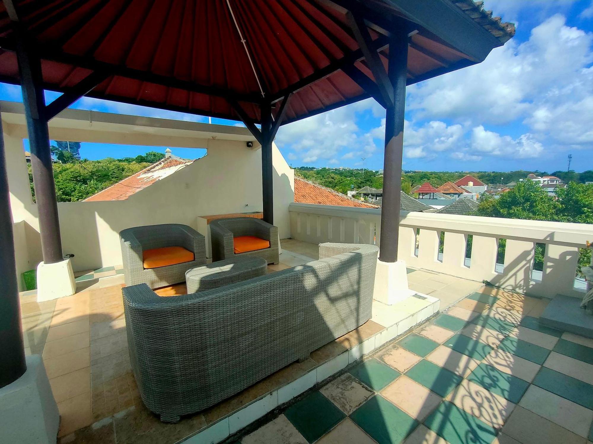 ג'ימבאראן Gwk View Boutique Hotel And Residence מראה חיצוני תמונה